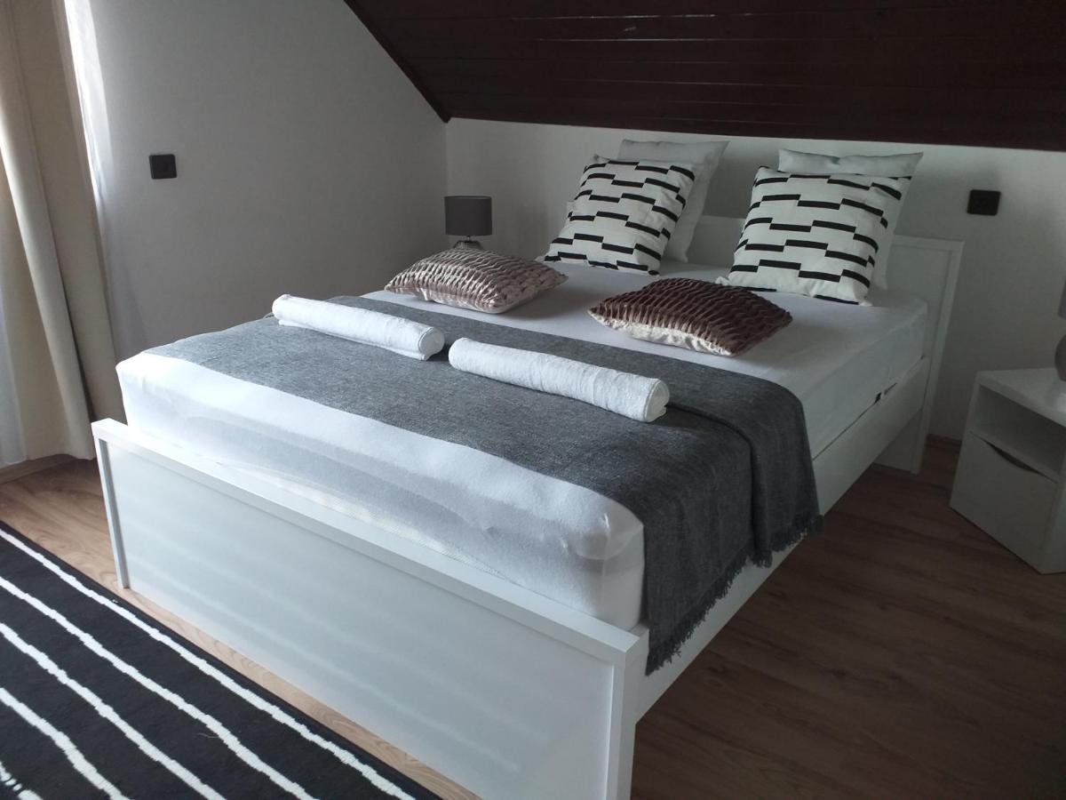 Art Inn Apartmanház Balaton-Gyenesdiás Kültér fotó