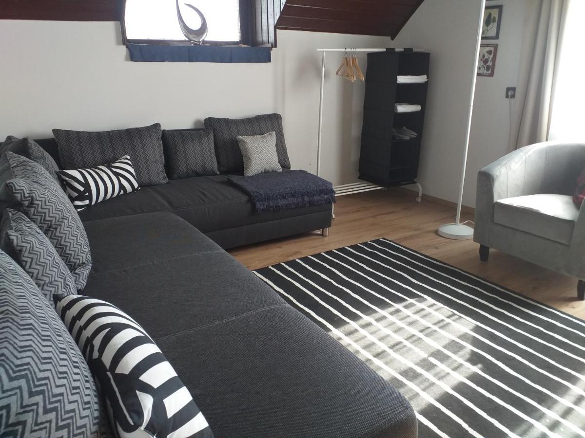 Art Inn Apartmanház Balaton-Gyenesdiás Kültér fotó