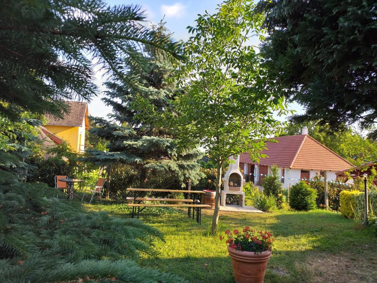 Art Inn Apartmanház Balaton-Gyenesdiás Kültér fotó