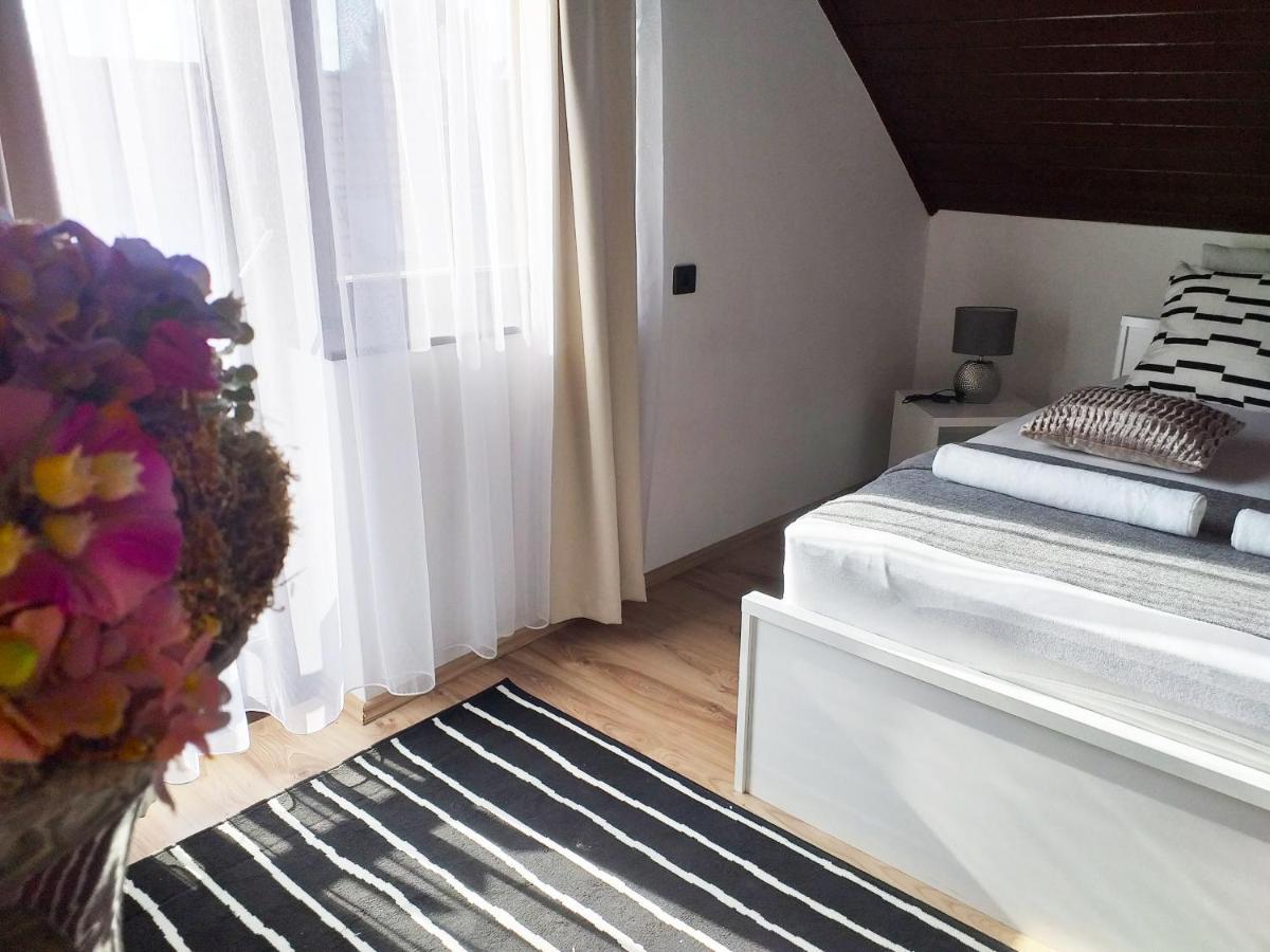 Art Inn Apartmanház Balaton-Gyenesdiás Kültér fotó