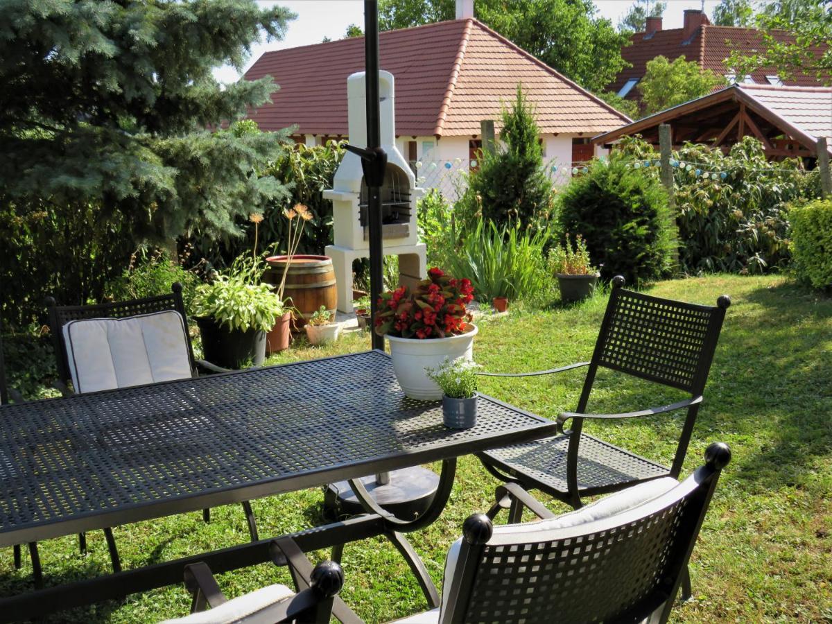 Art Inn Apartmanház Balaton-Gyenesdiás Kültér fotó
